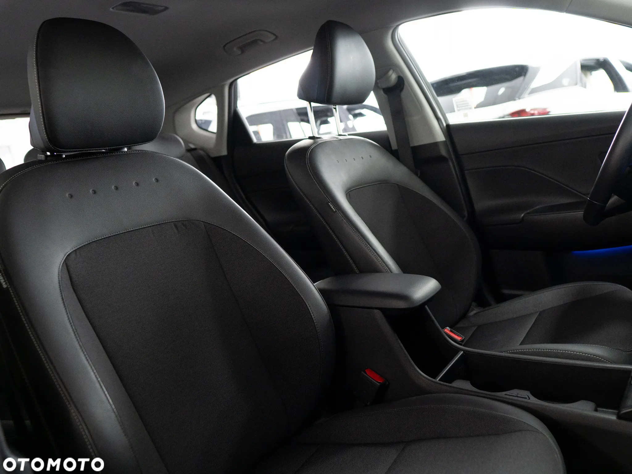 Hyundai Kona 1.6 T-GDI Executive DCT - 29