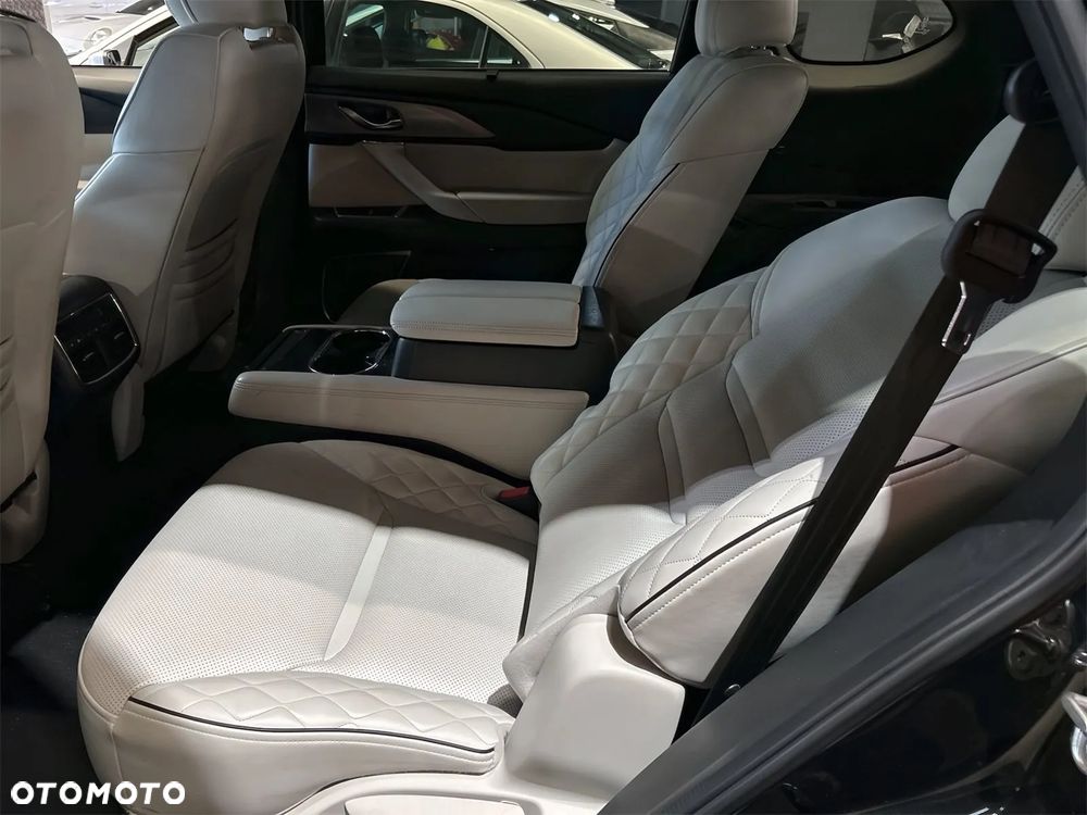 Mazda CX-9 - 10