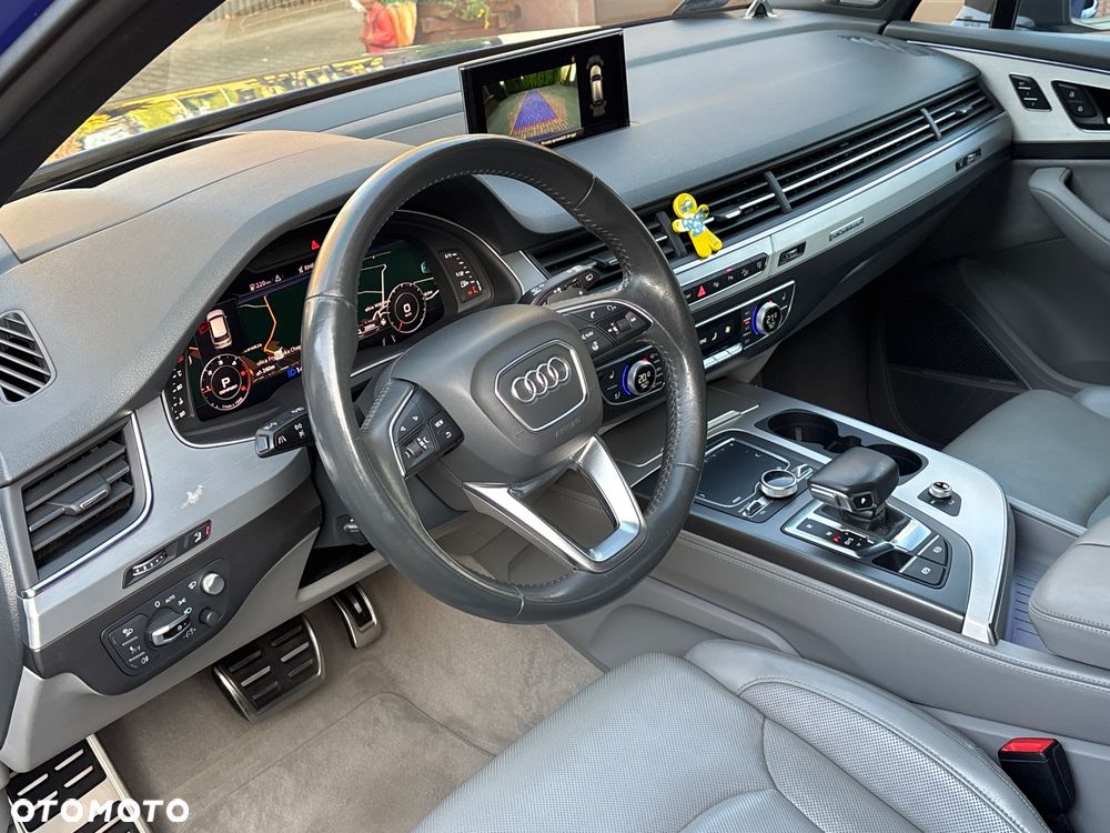 Audi Q7 - 18
