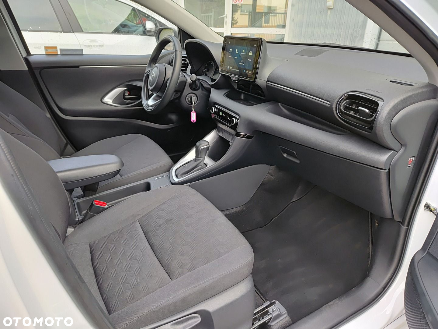 Toyota Yaris Hybrid 1.5 Comfort - 6