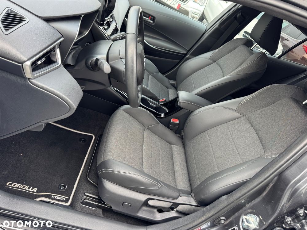 Toyota Corolla 1.8 Hybrid Executive - 15