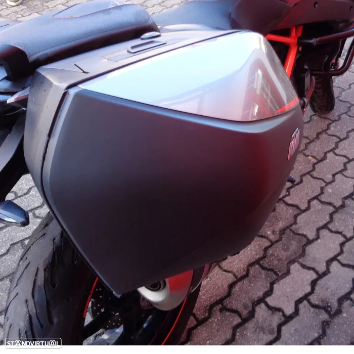 KTM Superduke 1290 - 10