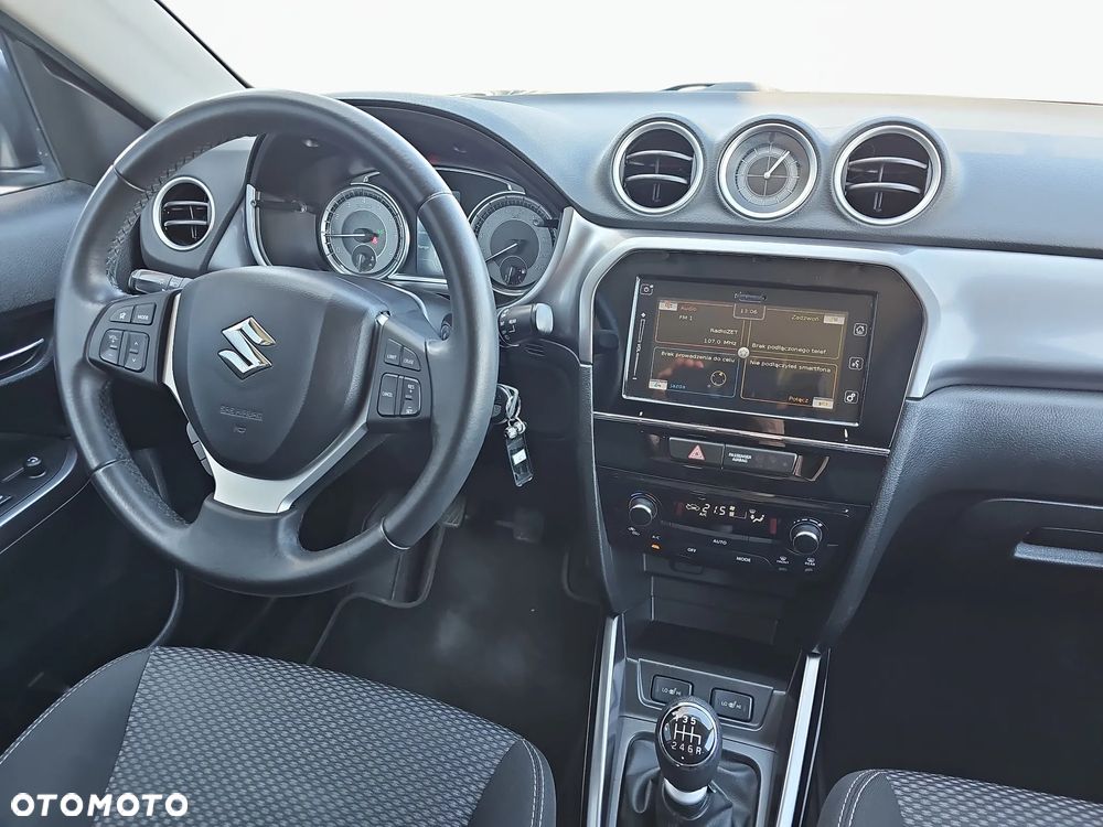 Suzuki Vitara 1.4 Boosterjet Premium 2WD - 17