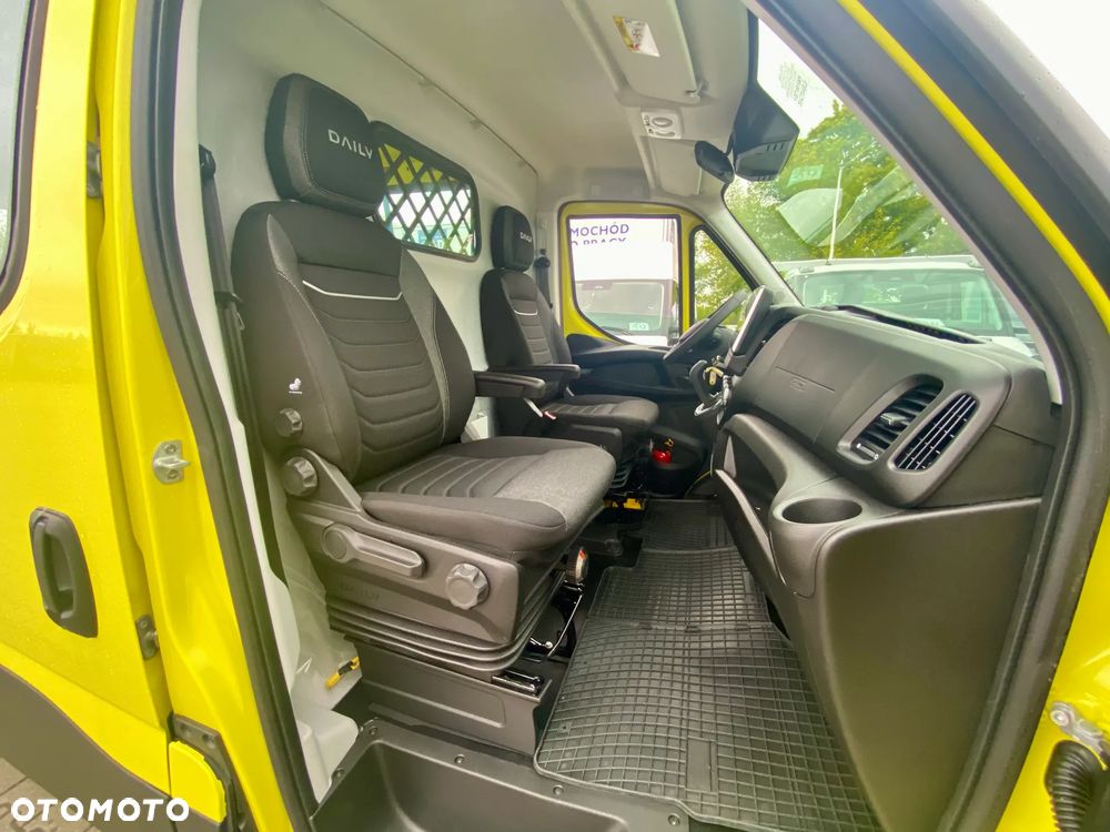 Iveco 35S18HA8 V 3.0 Diesel 180 KM 8AT ZF L3H2 HIT! - 22