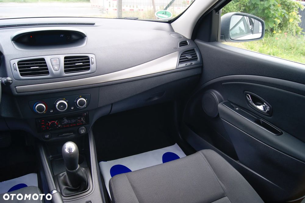 Renault Megane 1.6 16V 100 Authentique - 20