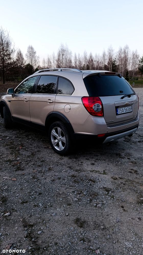 Chevrolet Captiva 2.2 D LT+ - 3