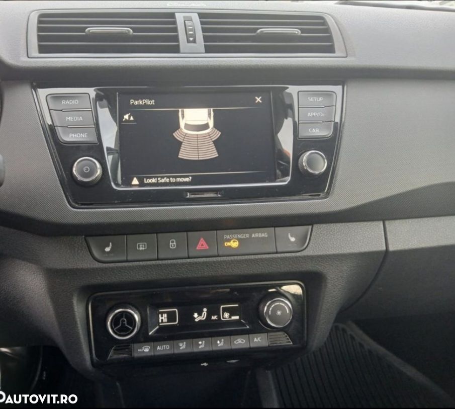 Skoda Fabia - 8