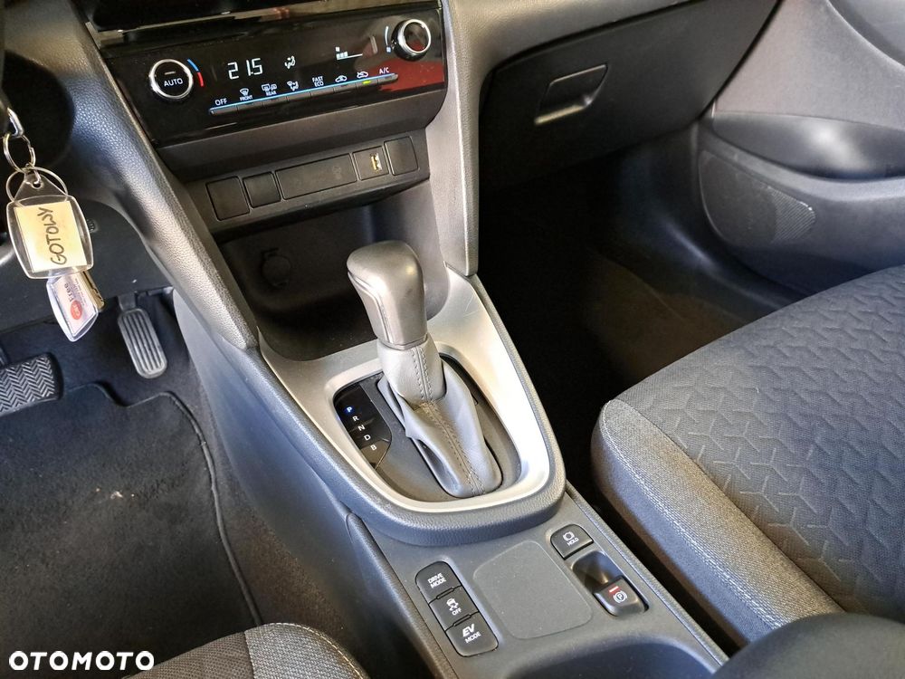 Toyota Yaris Cross Hybrid 1.5 Comfort - 23