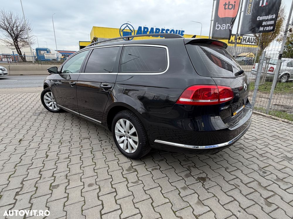 Volkswagen Passat Variant 2.0 TDI DSG BlueMotion Technology Comfortline - 4