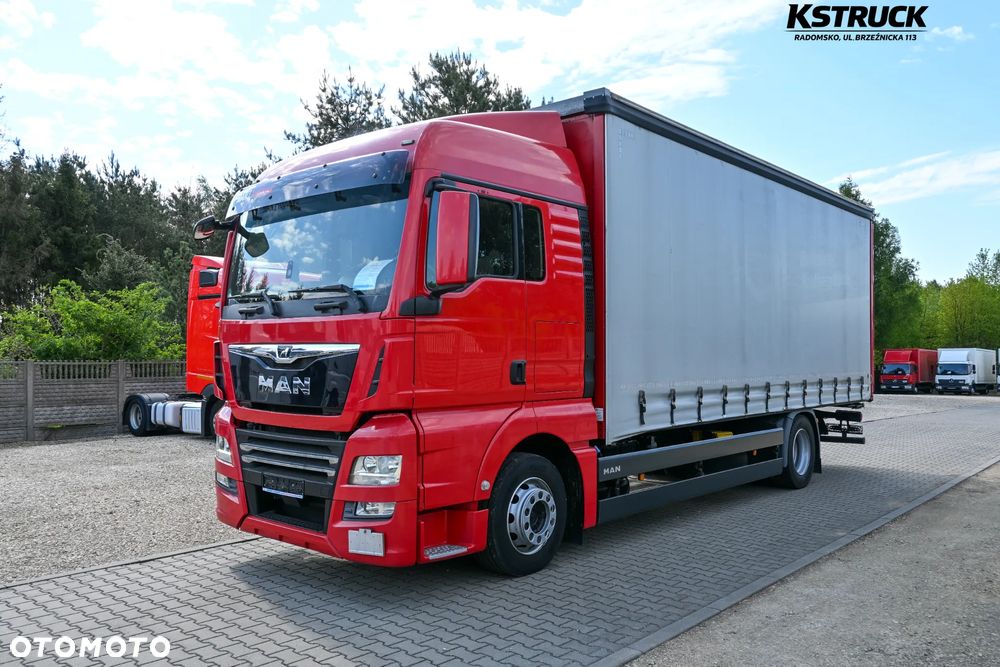 MAN TGX 18.430 XLX firana 7,40 - 1