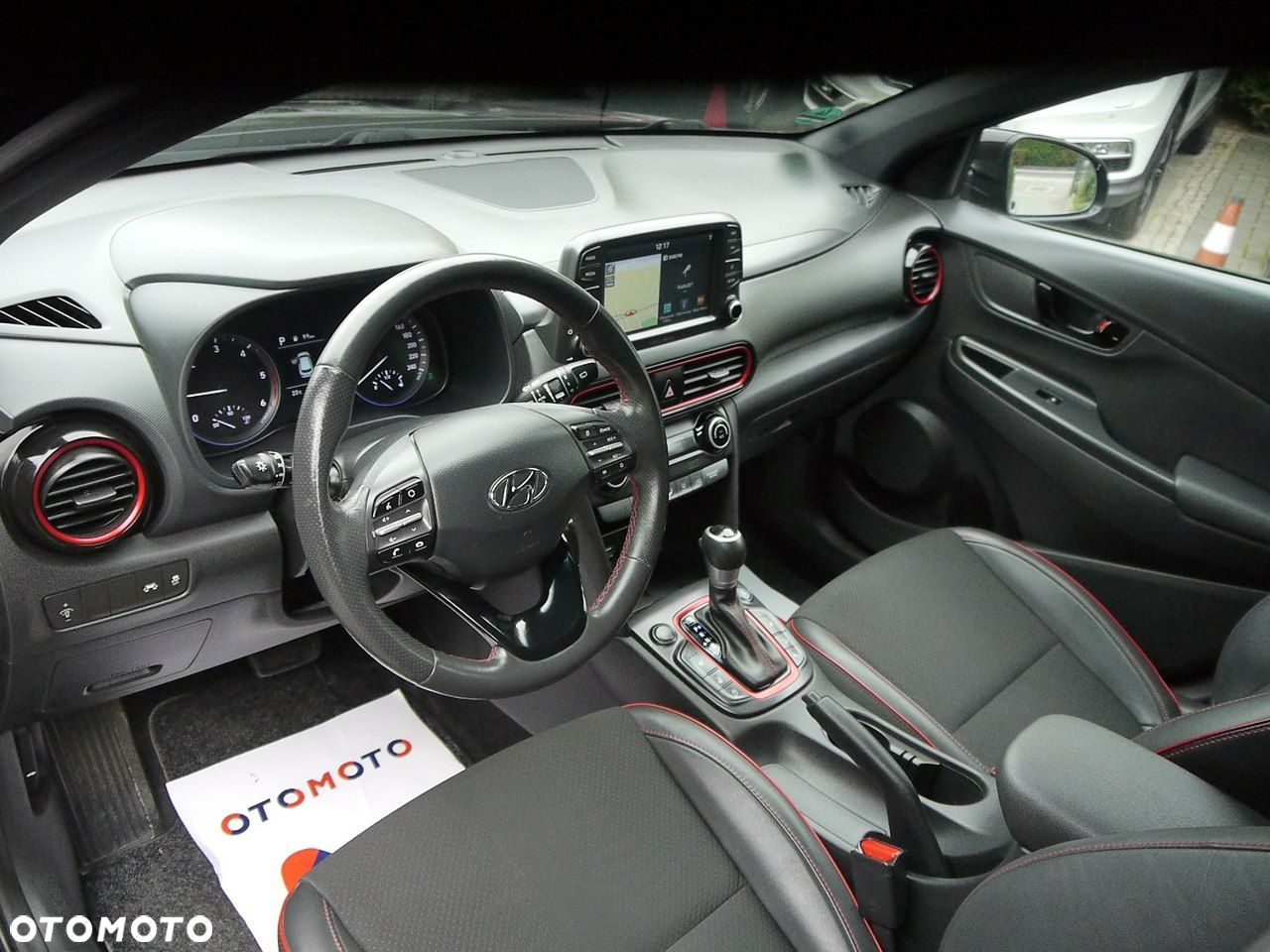 Hyundai Kona - 16