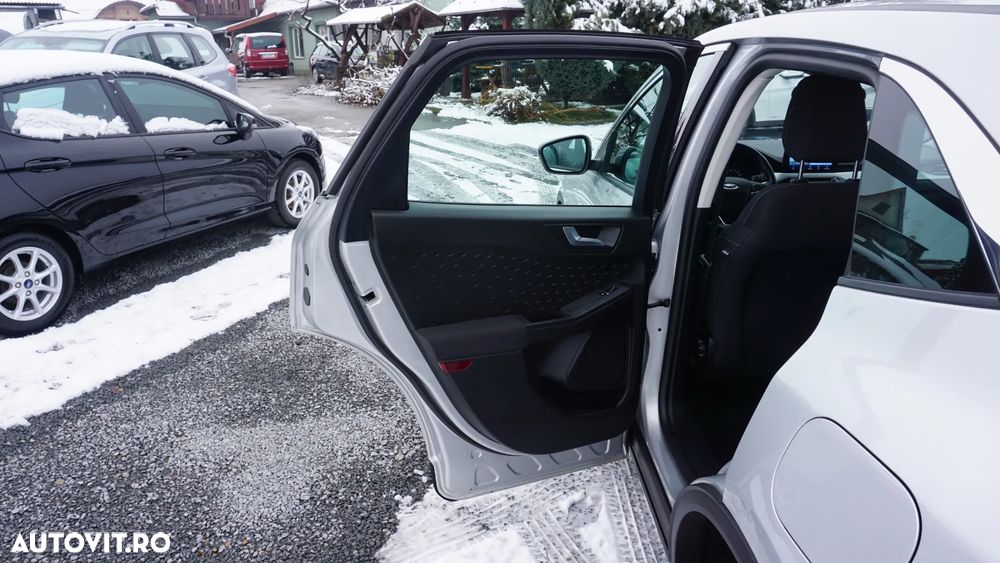 Ford Kuga 1.5 EcoBlue Aut. TITANIUM - 8