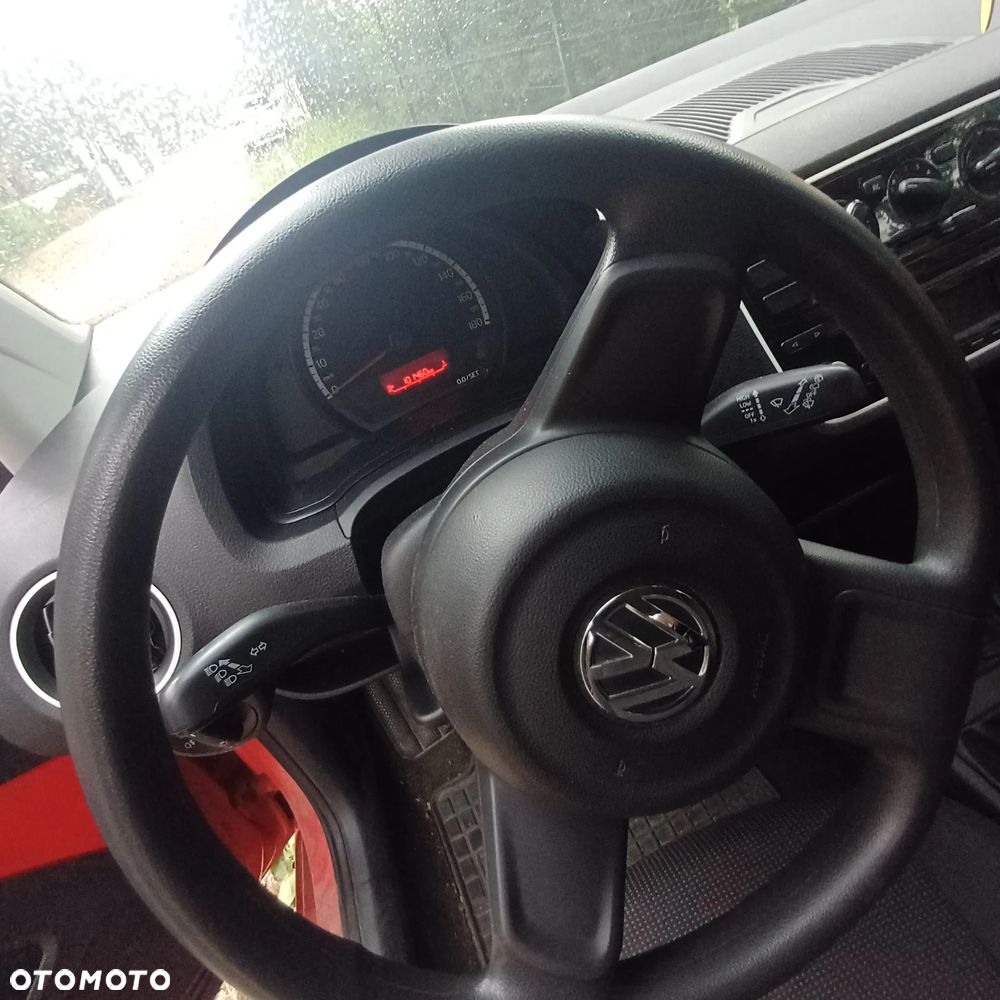 Volkswagen up! - 8