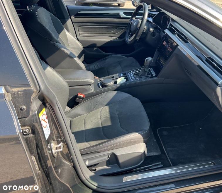 Volkswagen Arteon 2.0 TSI DSG R-Line - 3