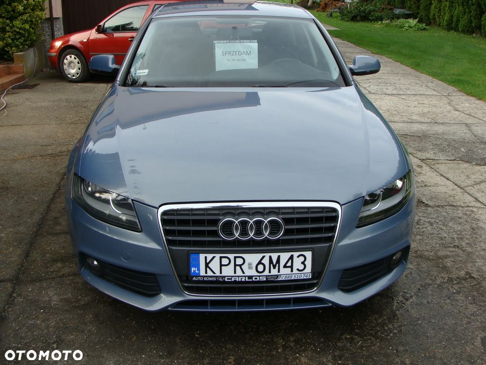 Audi A4 Limousine - 3