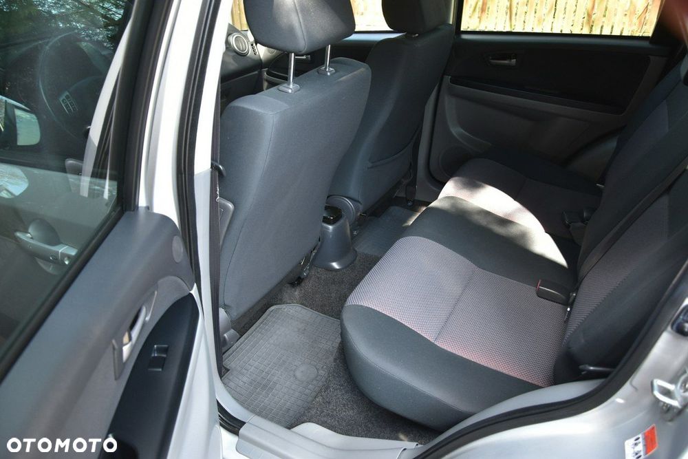 Suzuki SX4 - 23