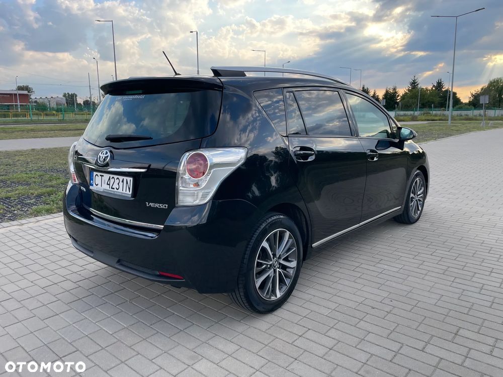 Toyota Verso 1.8 Prestige MS EU6 - 3