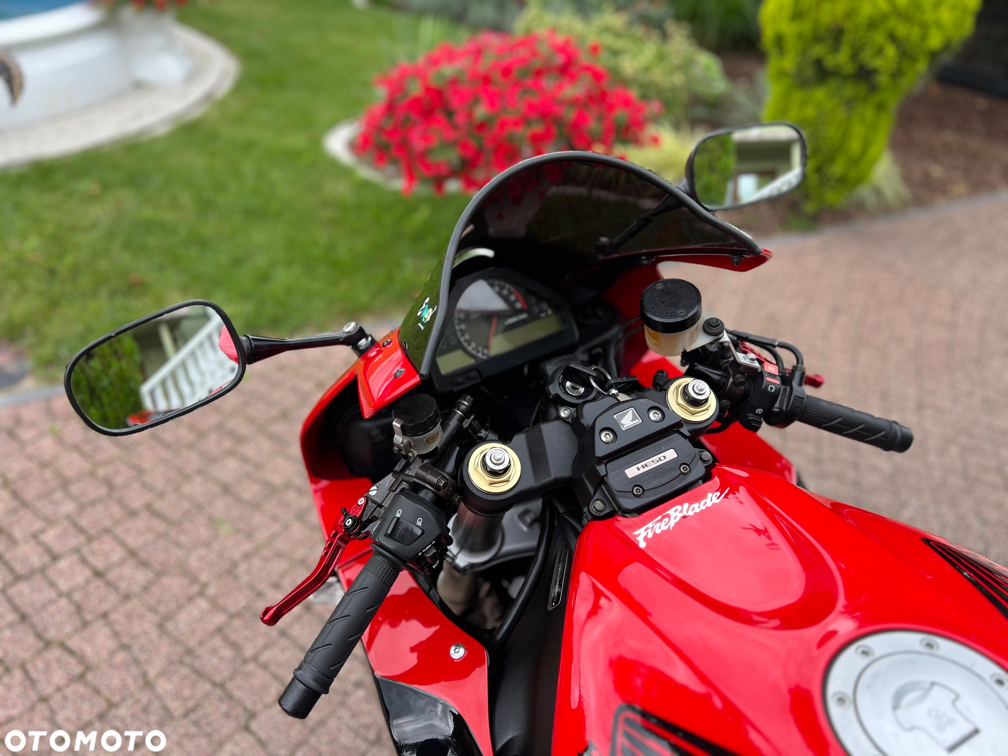 Honda CBR - 33