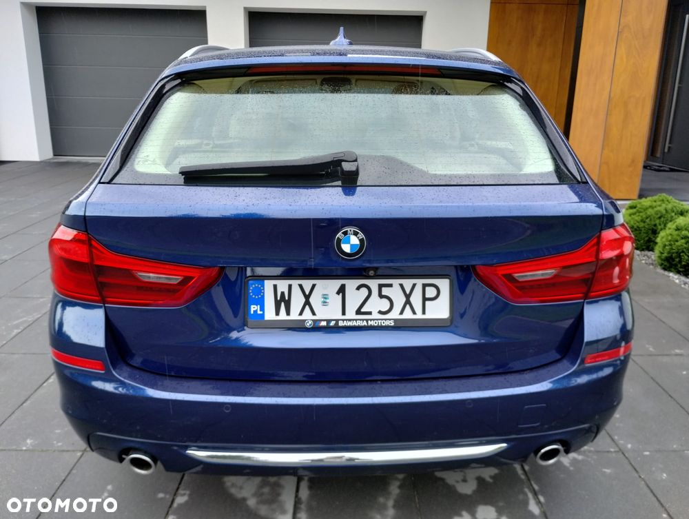 BMW Seria 5 530d Luxury Line - 9