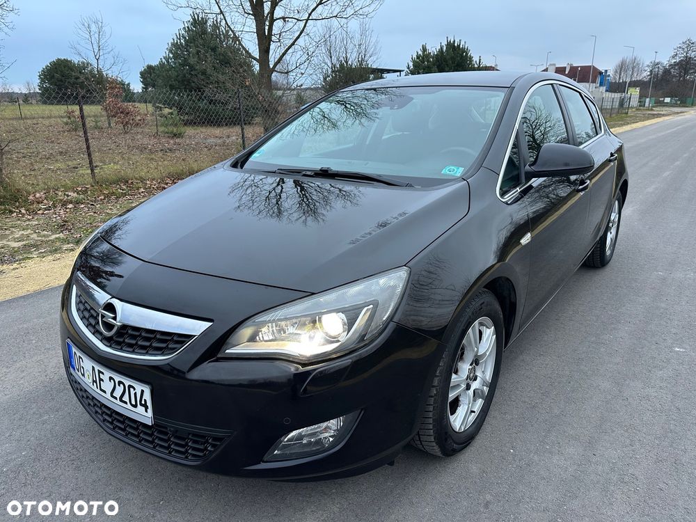 Opel Astra 1.4 T Cosmo - 23