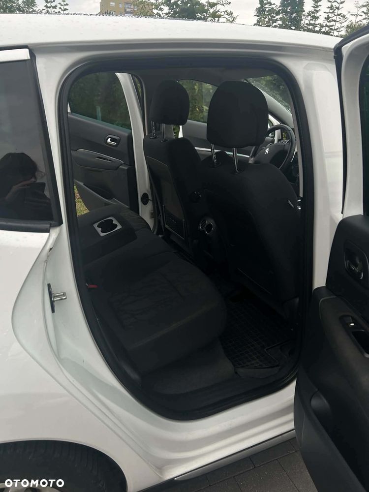 Peugeot 3008 - 12