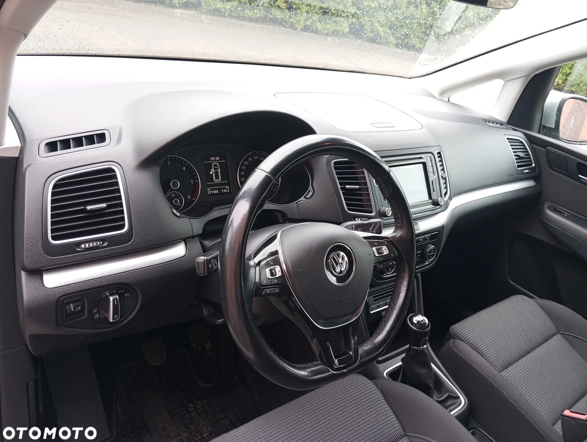 Volkswagen Sharan - 20