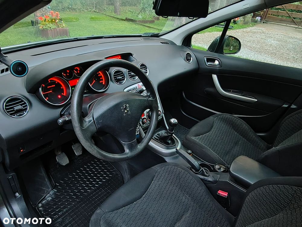 Peugeot 308 1.6 HDi Premium - 12