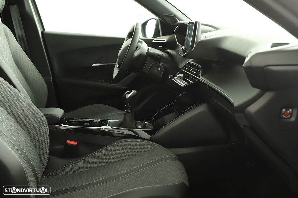 Peugeot 2008 1.2 PureTech Allure - 23