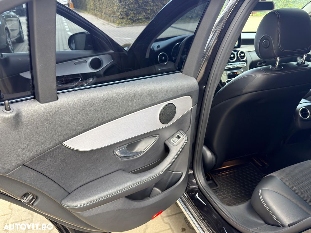 Mercedes-Benz C 220 d 4Matic 9G-TRONIC Avantgarde - 21
