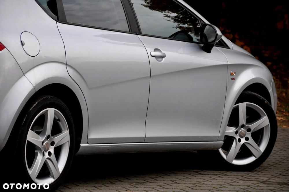 Seat Leon 2.0 TDI DPF Style Copa - 20