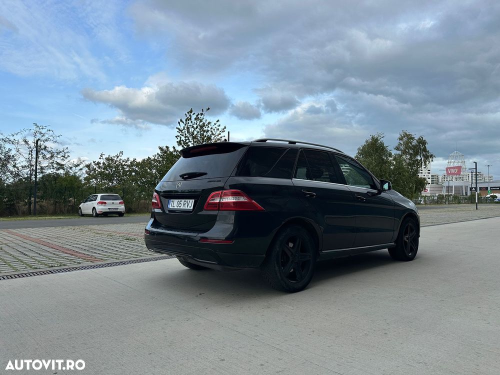 Mercedes-Benz ML 350 BlueTec 4MATIC Aut - 22