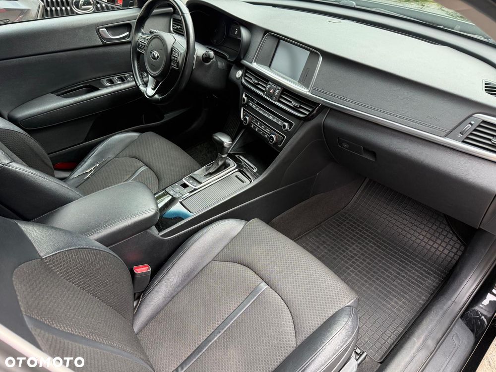 Kia Optima 1.7 CRDI L DCT - 19