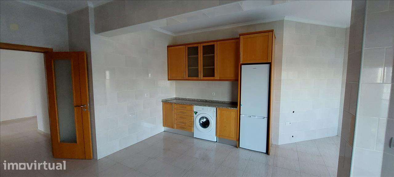 Apartamento em Azambuja, Azambuja - Grande imagem: 5/12