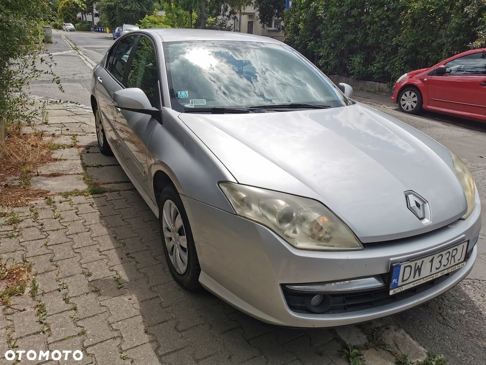 Renault Laguna 2.0 Authentique - 8