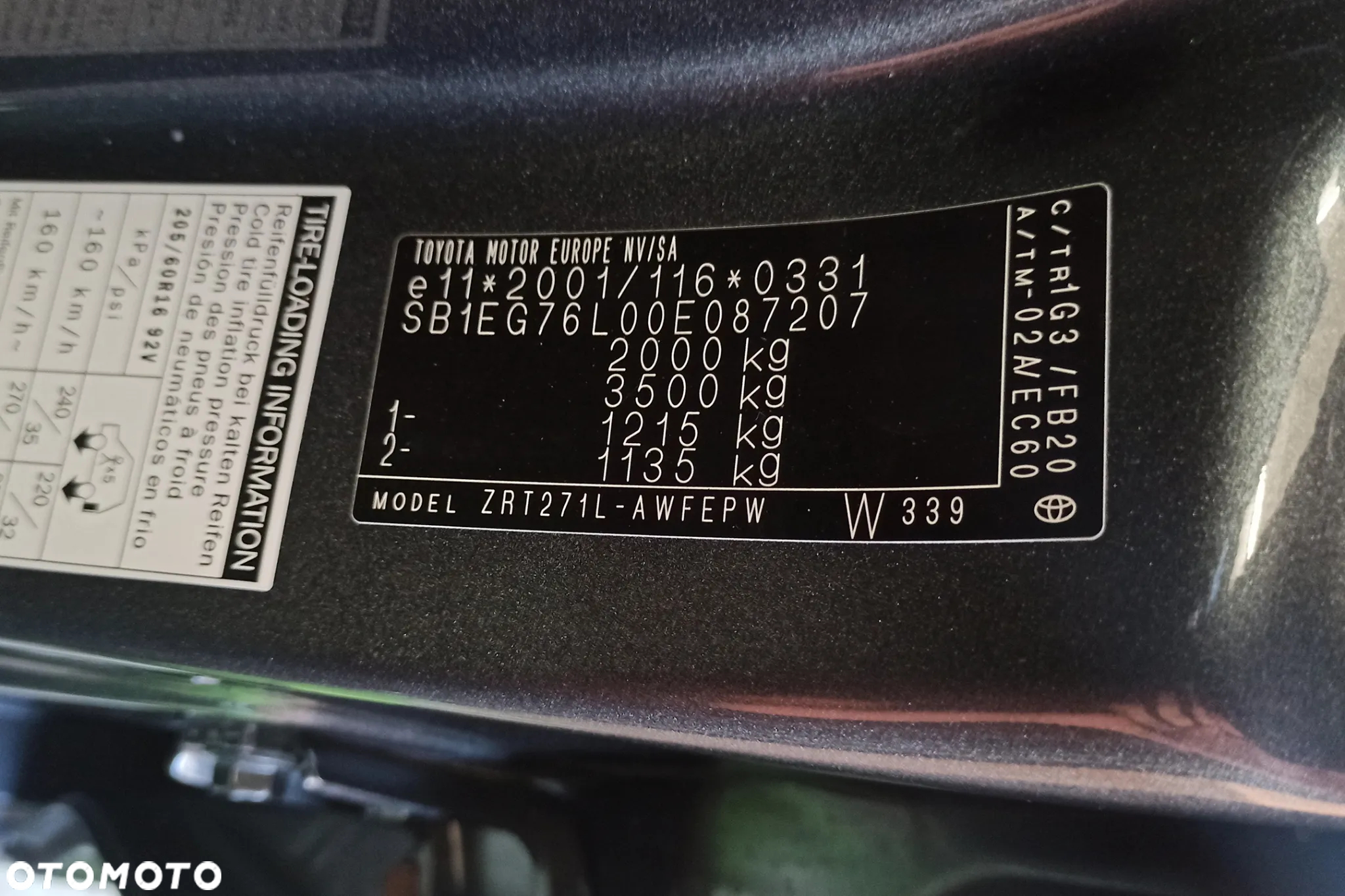 Toyota Avensis - 39
