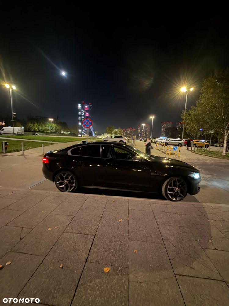 Jaguar Xe 2018 photo 4