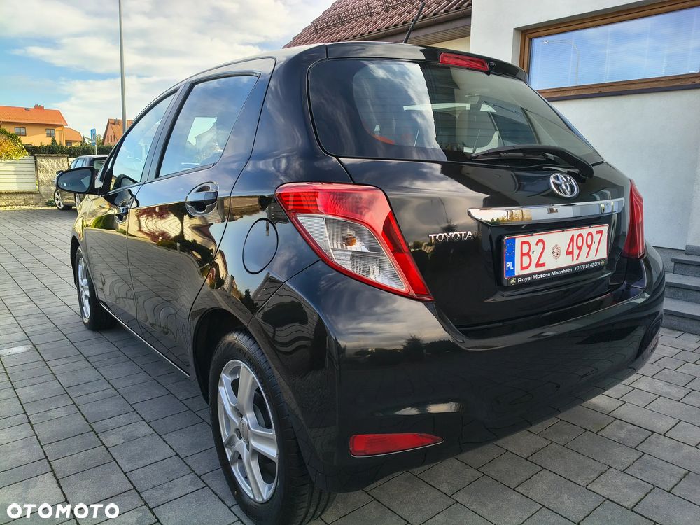 Toyota Yaris 1.33 VVT-i Executive - 8