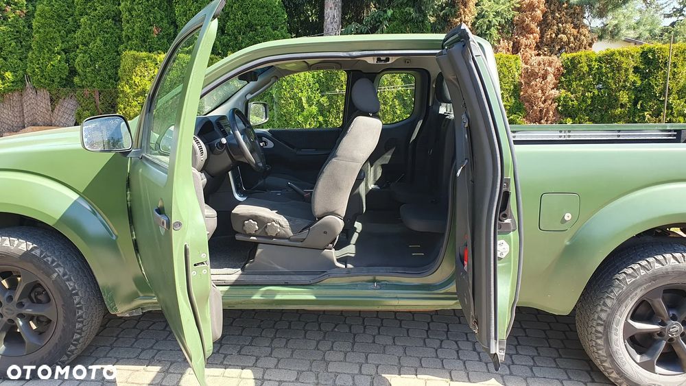 Nissan Navara 2.5 D FE Long - 1