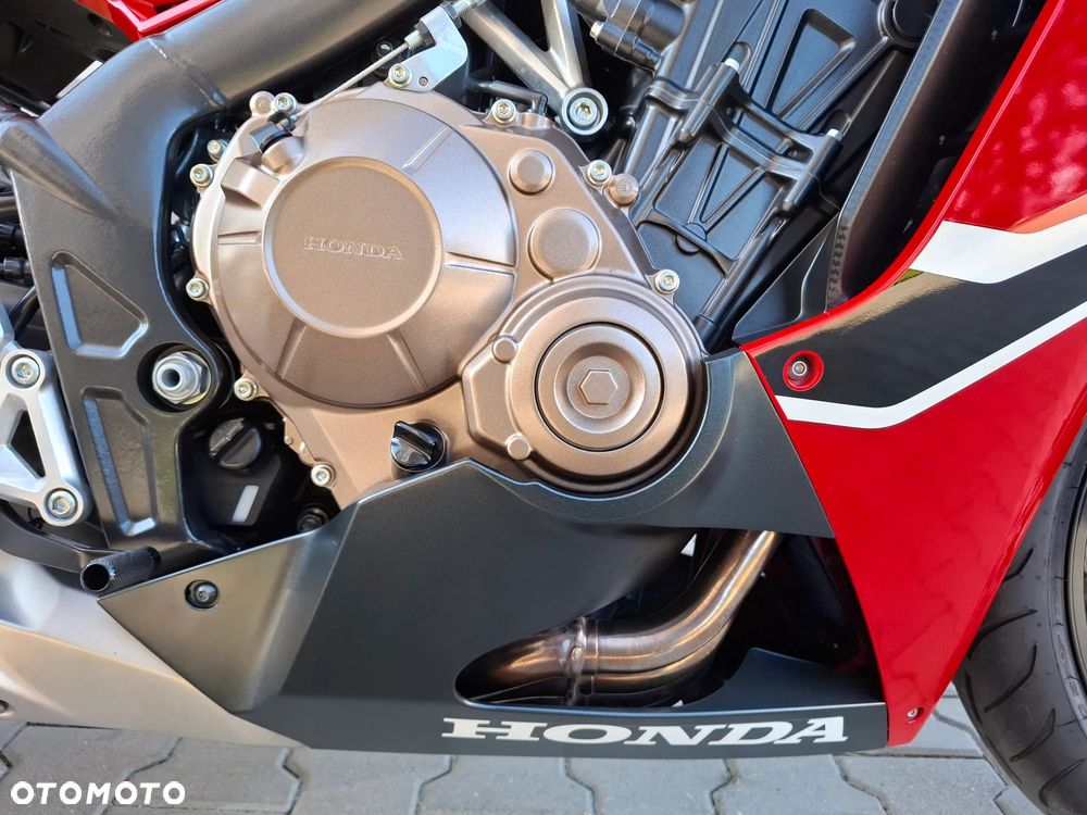 Honda CBR - 29