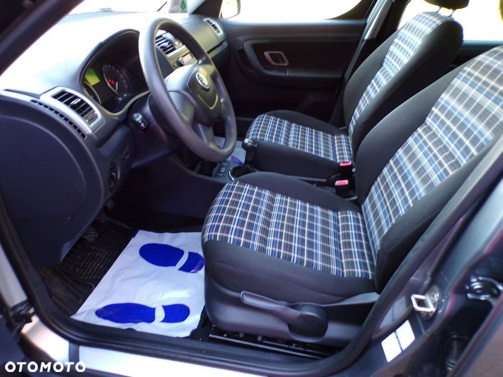 Skoda Roomster - 22