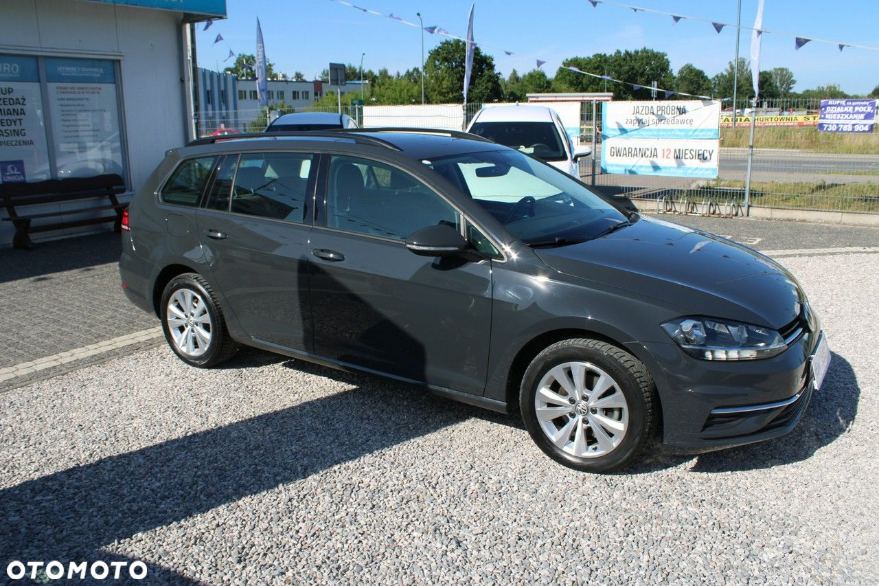 Volkswagen Golf - 5