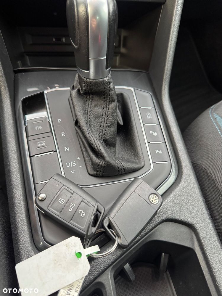 Volkswagen Tiguan 2.0 TDI SCR DSG IQ.DRIVE - 29