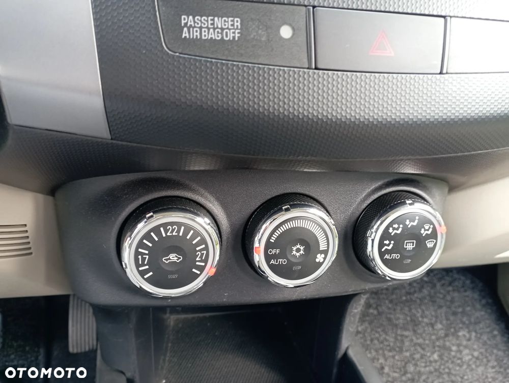 Peugeot 4007 HDI FAP 7-Sitzer DCS Platinum - 16
