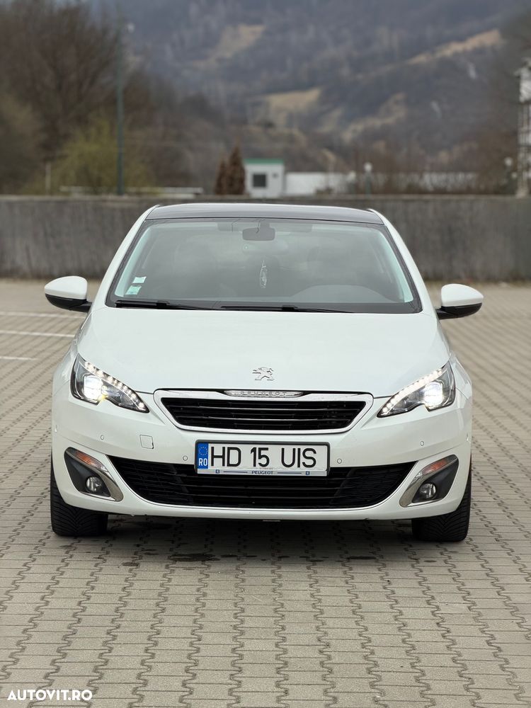Peugeot 308 1.2 L PureTech Turbo Allure - 20