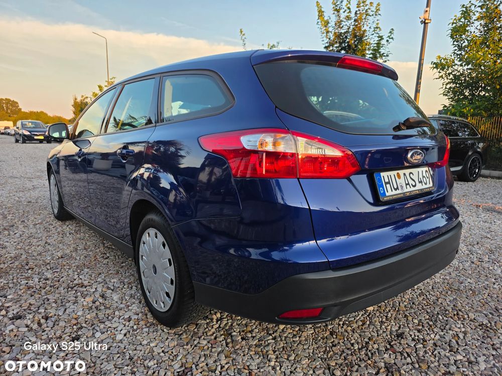 Ford Focus Turnier 1.6 TDCi ECOnetic 99g Start-Stopp-Sy SYNC Edition - 9