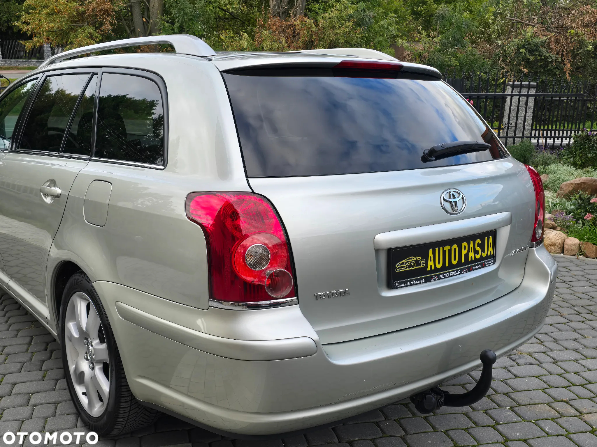 Toyota Avensis 2.0 VVT-i Automatik Executive - 14