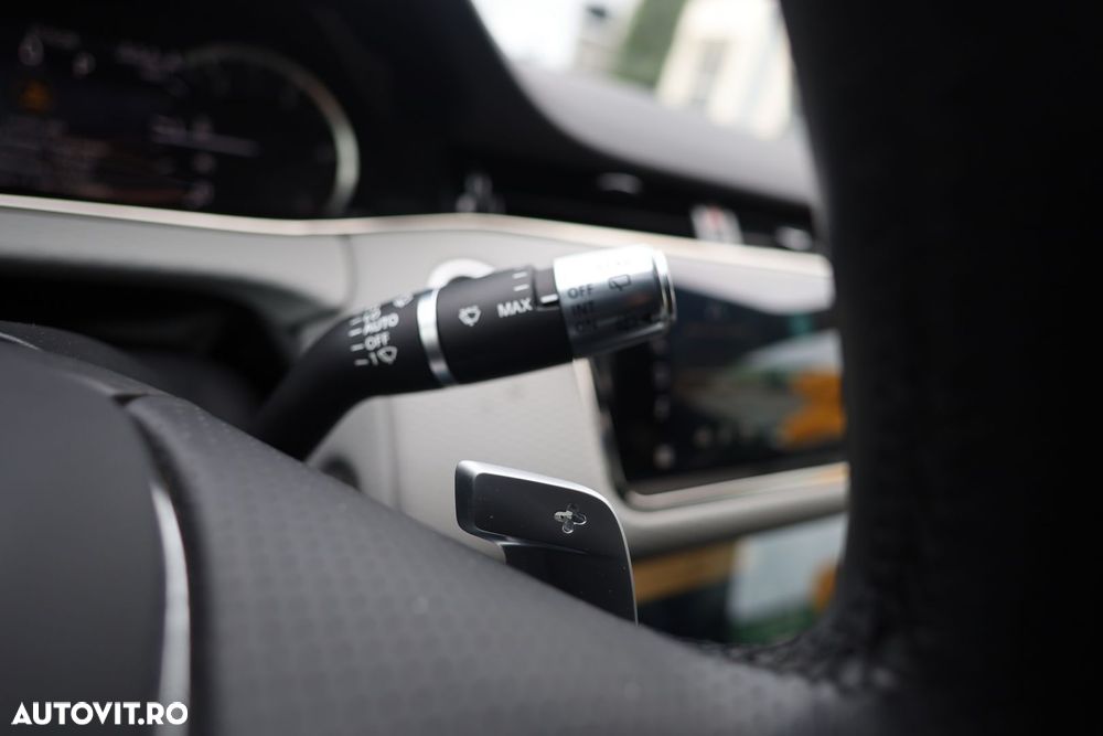 Land Rover Range Rover Evoque - 23