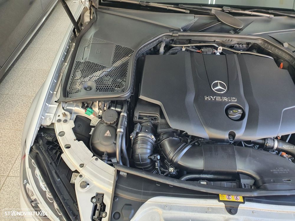 Mercedes-Benz C 300 h Avantgarde - 36