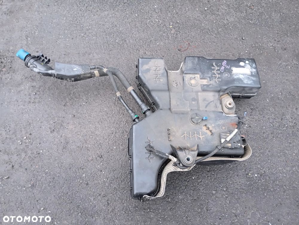 ZBIORNIK ADBLUE MAN TGE  VW CRAFTER II 2.0 TDI - 1