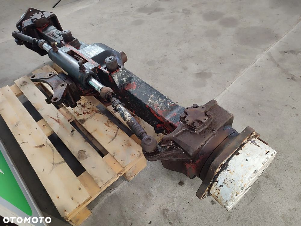Most napędowy  3426798  Valtra  VALMET 8400 - 9